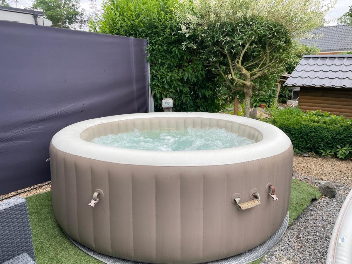 Loft Exceptionnel A Wepion Avec Jacuzzi Exterieur L Ete Et Cabine Infrarouge Zewnętrze zdjęcie